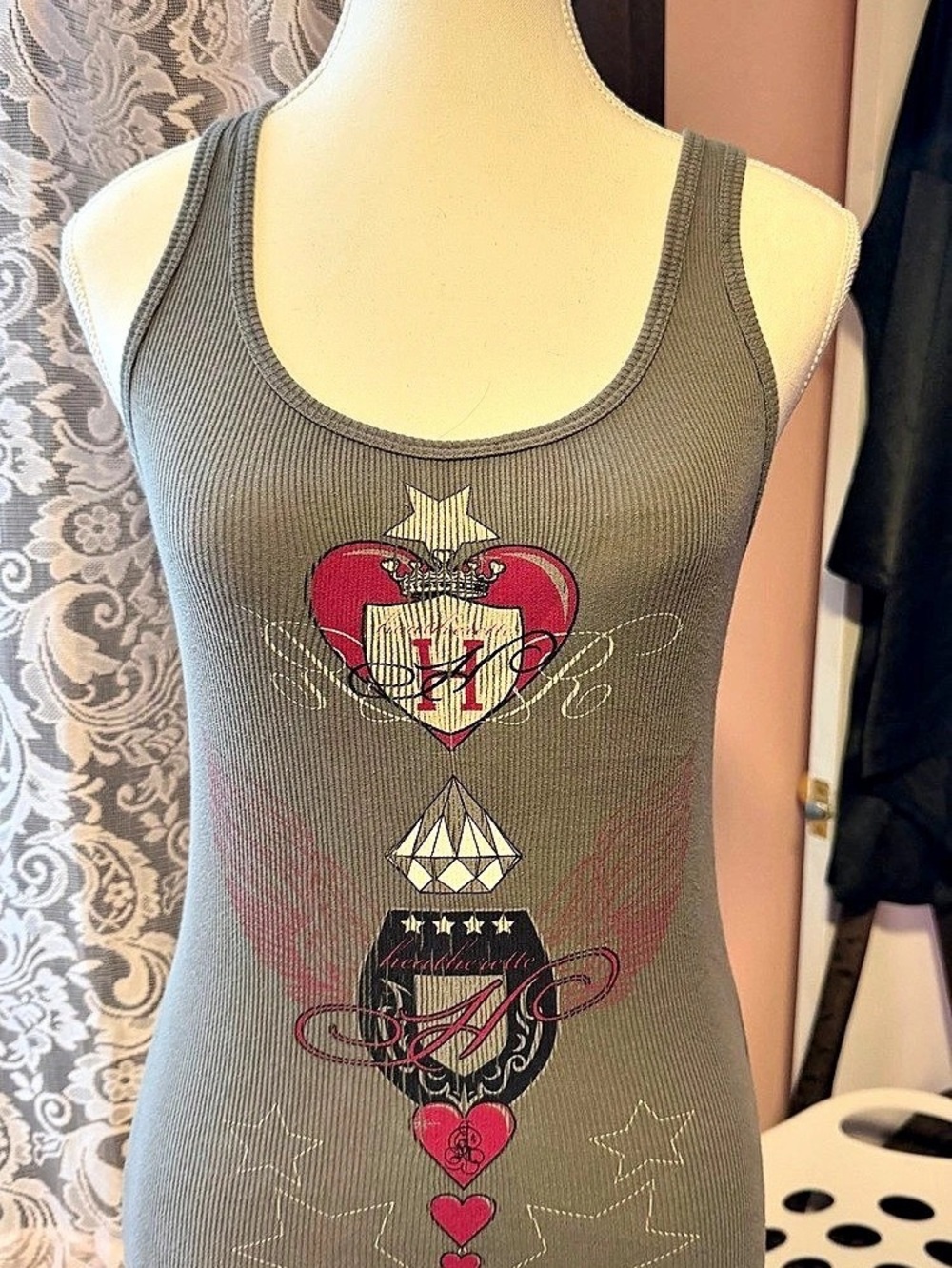 Gray graphic tank top